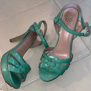 VINCE CAMUTO TOLEO PLATFORM HEELS